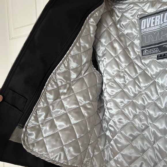 Women’s Icon Overlord Motorcycle Jacket - Picture 9 of 14